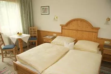 Bed and Breakfast Brunner Pension