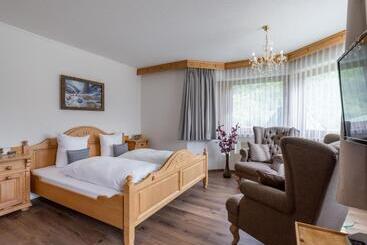 בית מלון כפרי Landhaus Alpenherz