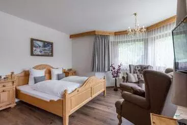 ホテル Landhaus Alpenherz