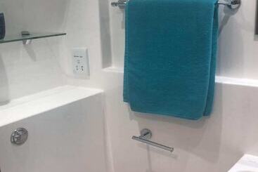 بنسيون Sophisticated Studios   Durham