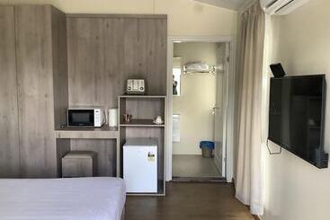 מוטל Sunshine Gardens Bourke Resort