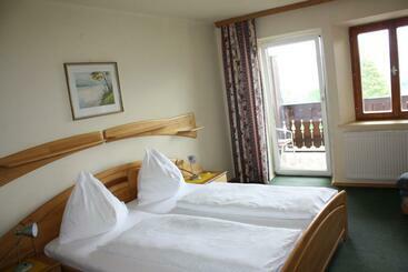 צימר Haus Rosenauer Zimmer & Ferienwohnungen