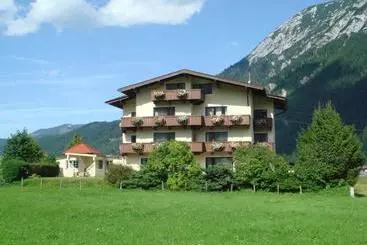 ホテル Haus Birnbacher