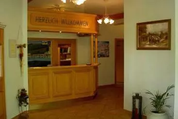 تختخواب و صبحانه Pension Asingerhof