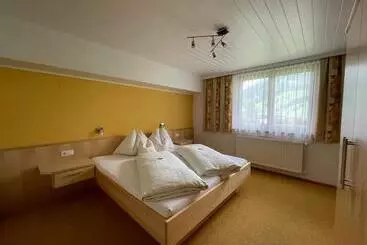 ホテル Garni Burger