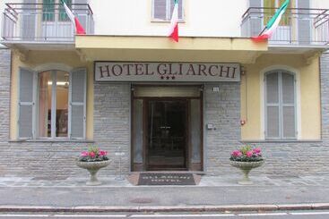 בית מלון כפרי Gli Archi