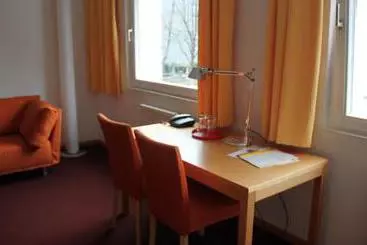 هتل Haus Der Begegnung