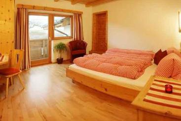 بيت ريفى Kinderbauernhof Ierzerhof