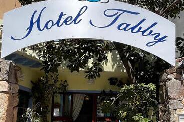 Отель Tabby