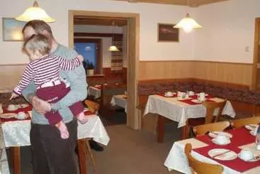 住宿加早餐  Troger Pension