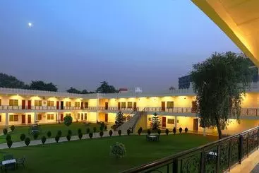 Hotelli Aapno Ghar Resort & Amusement Park