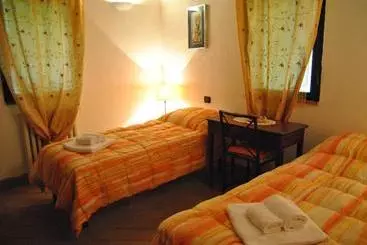 ホテル Poggio Oliveto