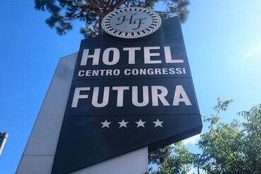 בית מלון כפרי Futura Centro Congressi