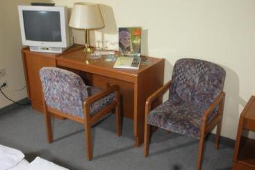 酒店 Zur Alten Post