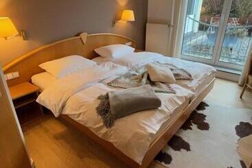 Hotel Engelberg 24h Check In