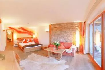 酒店 Feuriger Tatzlwurm