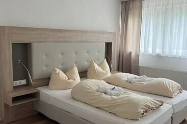 Отель Hubertushof