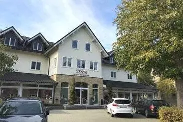 호텔 Sasse