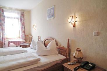 Gasthaus & Hotel Zur Linde