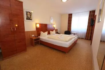 فندق Am Holzhafen