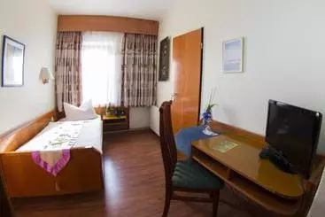 فندق & Restaurant Asia New World