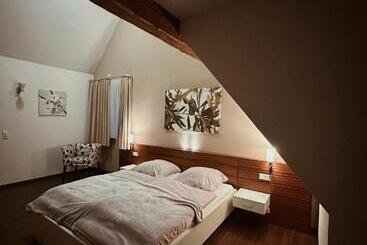 酒店 Gasthaus Lindenhof