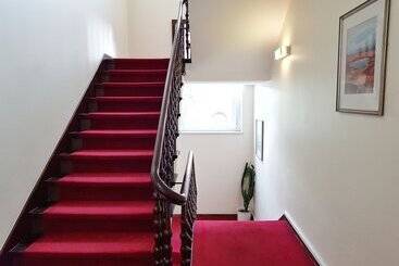 酒店 Kronprinz Garni