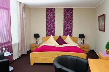 בית מלון כפרי Rosenflora