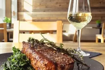 Schiefer Suite Hotel & Apartments