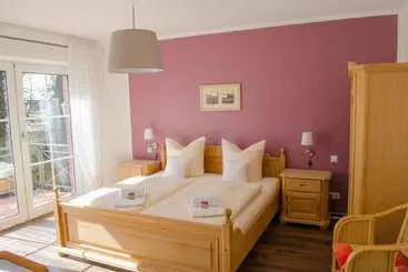 酒店 Am Wulfter Turm Sportpark