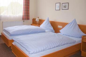 בית מלון כפרי Einhaus Jägerhof