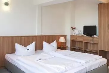 هتل Und Restaurant Gartenstadt Erfurt