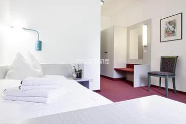 酒店 Sportschule Hennef