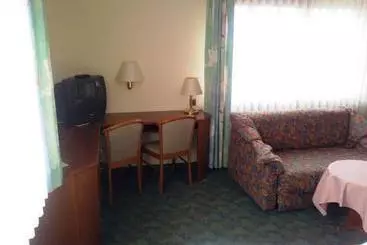 膳宿费 Gasthof Zum Waldhorn