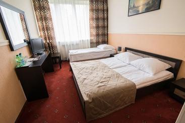 בית מלון כפרי Tajty