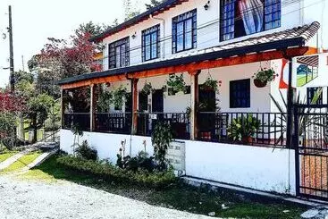 ペンション Balcones De La Casona Hostel