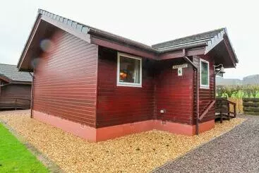 کلبه Kestrel Lodge