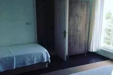 Akmonya Pansiyon