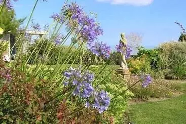 コテージ Herbrand House