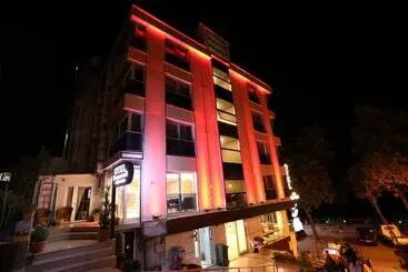 Hotel Bayraktar