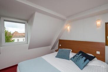 هتل Restaurant Notre Dame