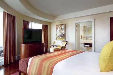 هتل The Ritz Carlton, Bangalore