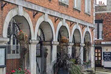 별장 Flushing House