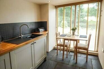 Cabane Fire Brigade Barn