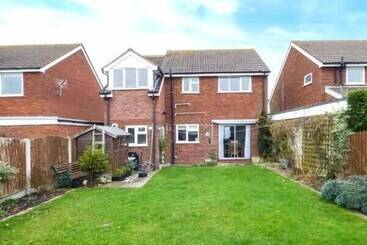 茅舍 Off Puddle Hill