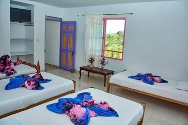 تختخواب و صبحانه Finca Tradicional La Colonia