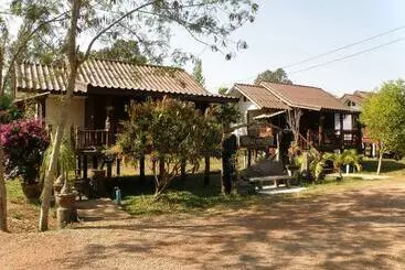 Hotel Baan Suan Phetphraewa Resort