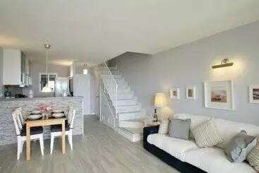 Landhus Your Vacation Retreat Right On The Beach