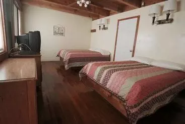 Mökkimajoitus Camp Merryelande