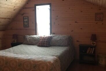 별장 Little Tracks Cabins